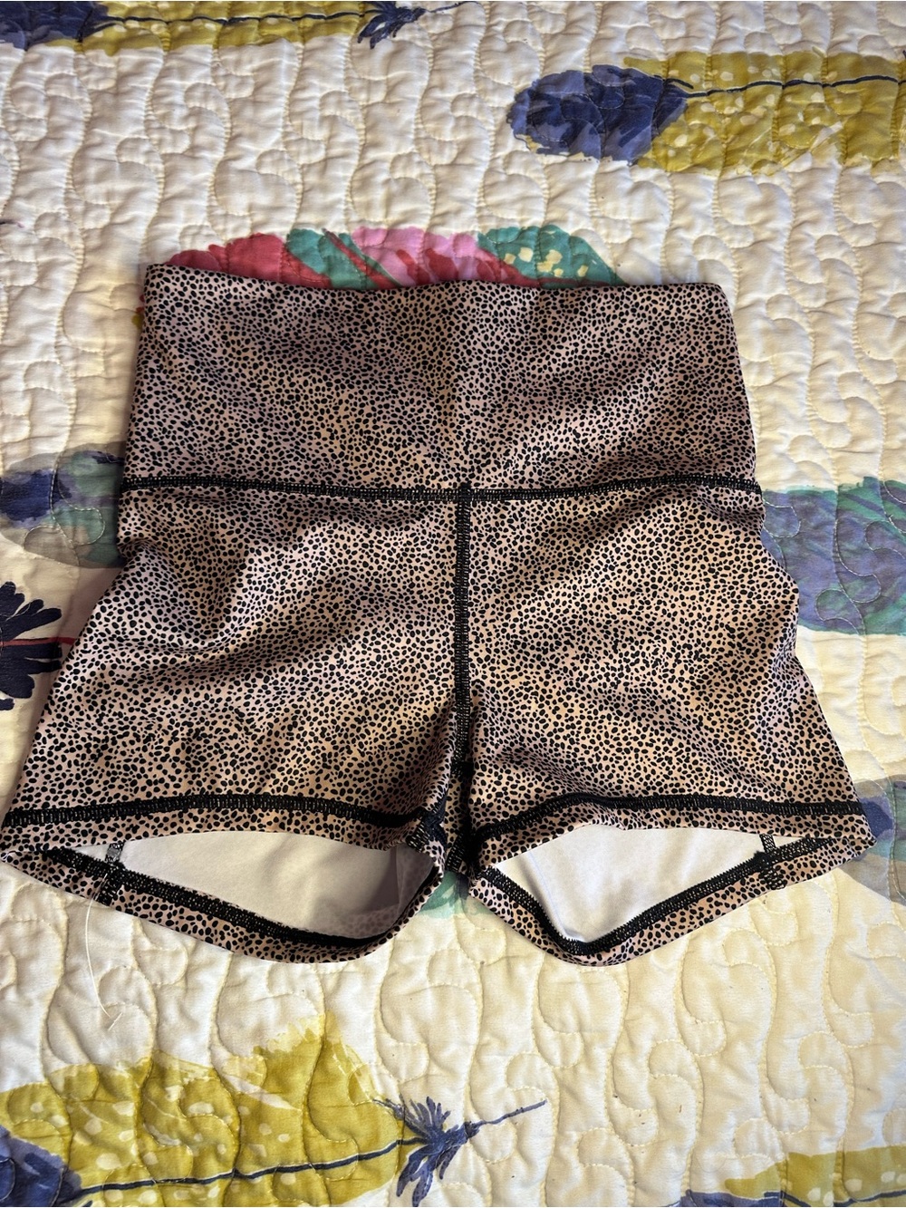 Jolyn Biker Grace Leopard Spot Athletic Shorts Beige & Black Size Small